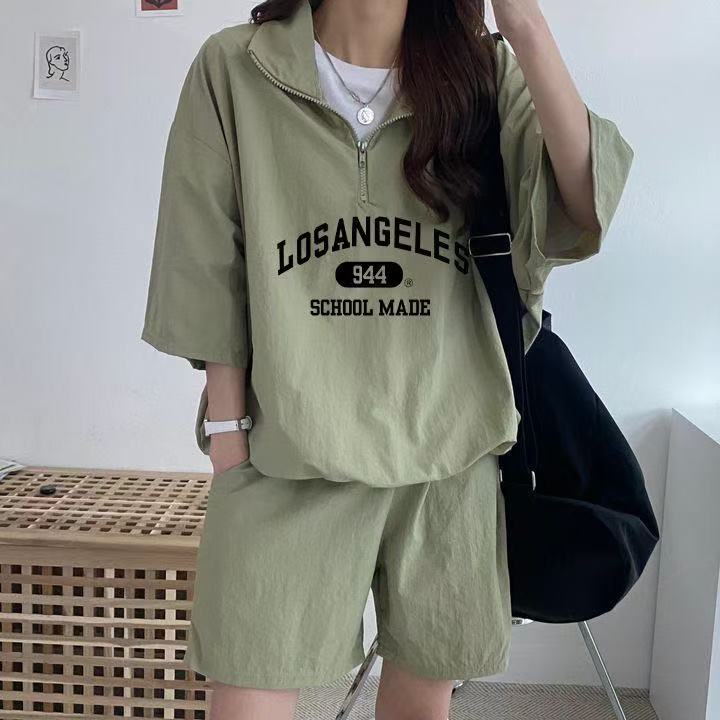 Casual sportswear suit for women in summer 2025 new short-sleeved shorts campus style cute girl running two pieces