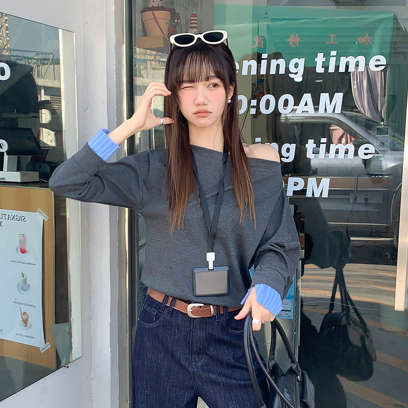 Real shot of long-sleeved T-shirt for women in spring new sexy off-shoulder one-shoulder top shirt shirt sleeves for women
