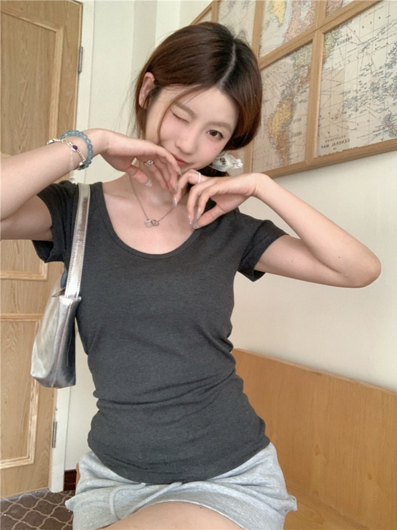 Real photo of pure cotton versatile U-neck short-sleeved T-shirt for women's inner slim shoulder-mounted bottoming shirt black top