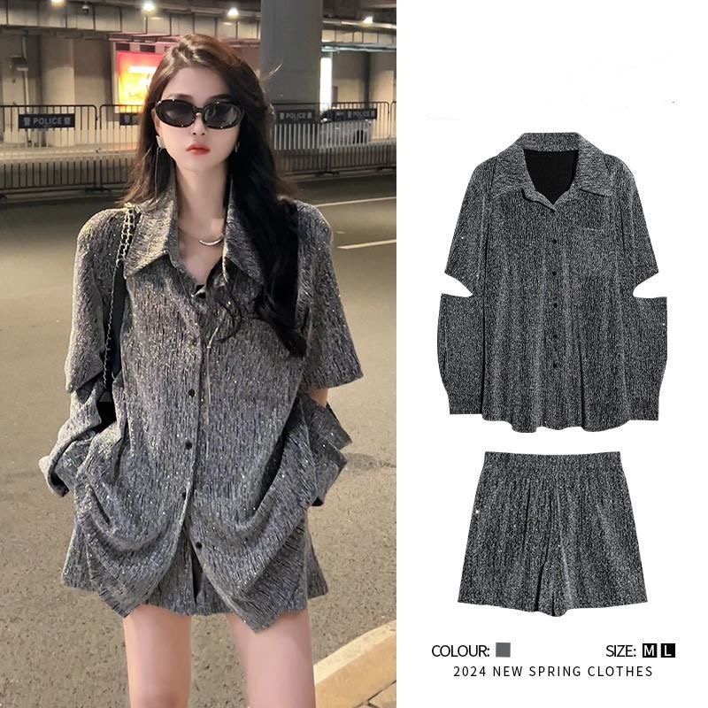 Official picture of shiny hot diamond-breaking sleeve shirt fashionable loose short-sleeved jacket + two-piece shorts