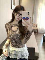 Real shot, leopard print full print hollow long-sleeved T-shirt hot girl-style slim short style, white layered lace-up curtain