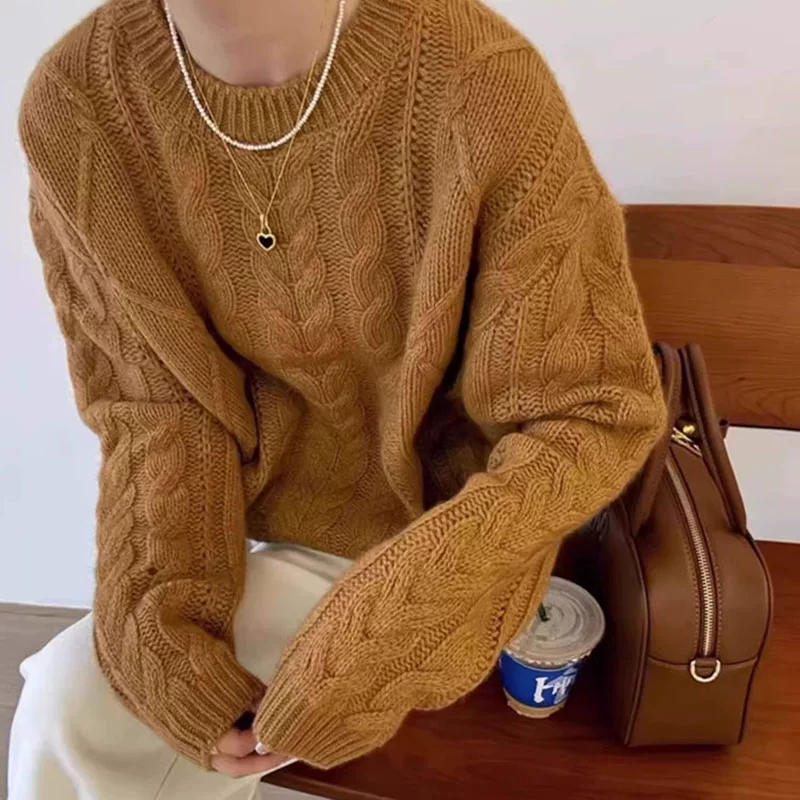 Lazy round neck sweater in autumn, winter, autumn and winter loose short twist vintage knitted outer pullover knit top