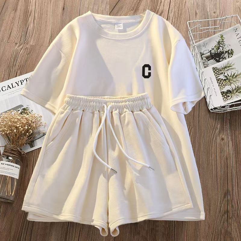 Casual age-reducing shorts shorts fashionable salt two-piece suit for women 2025 new style