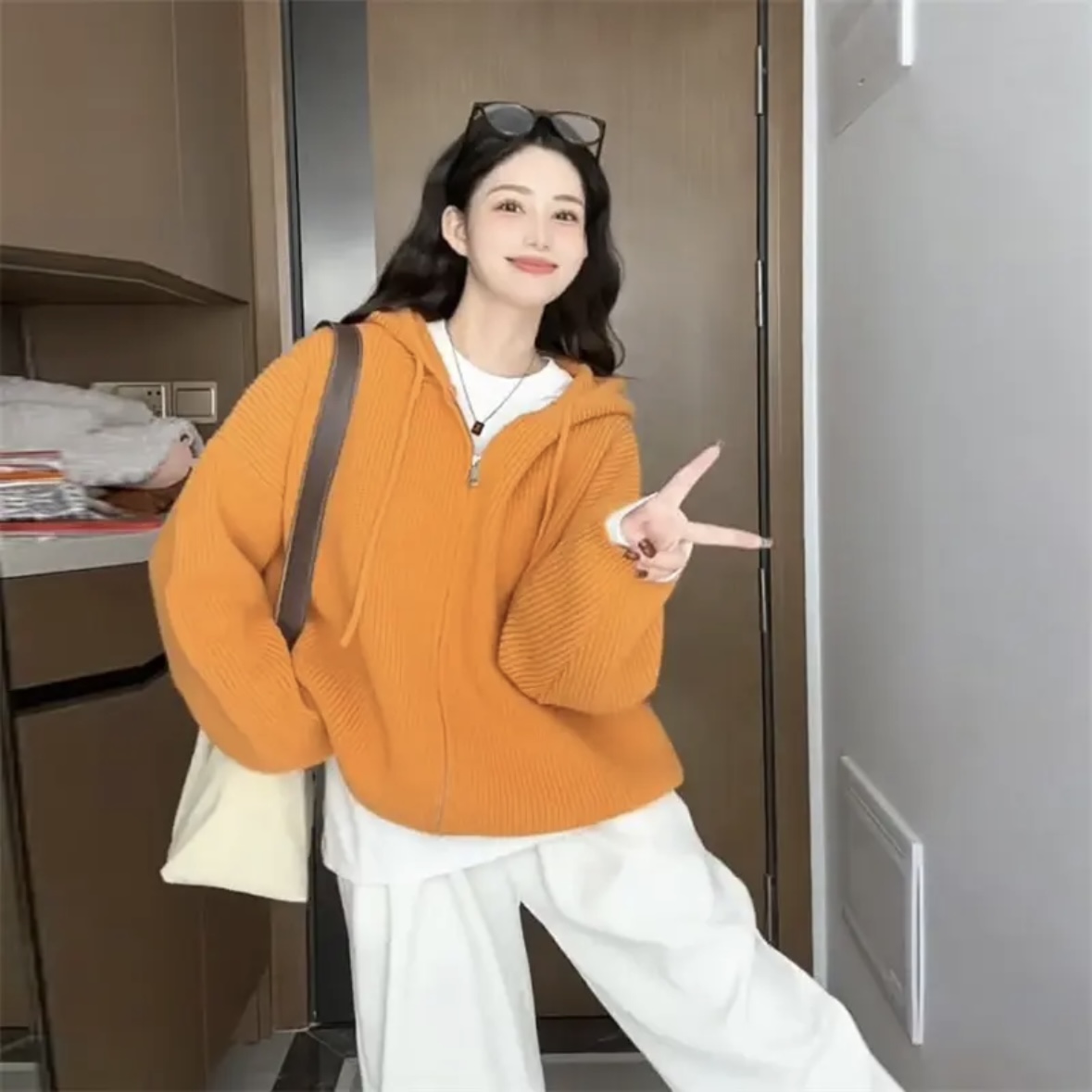 New spring style high-end lazy style versatile sweater jacket loose hooded knit top