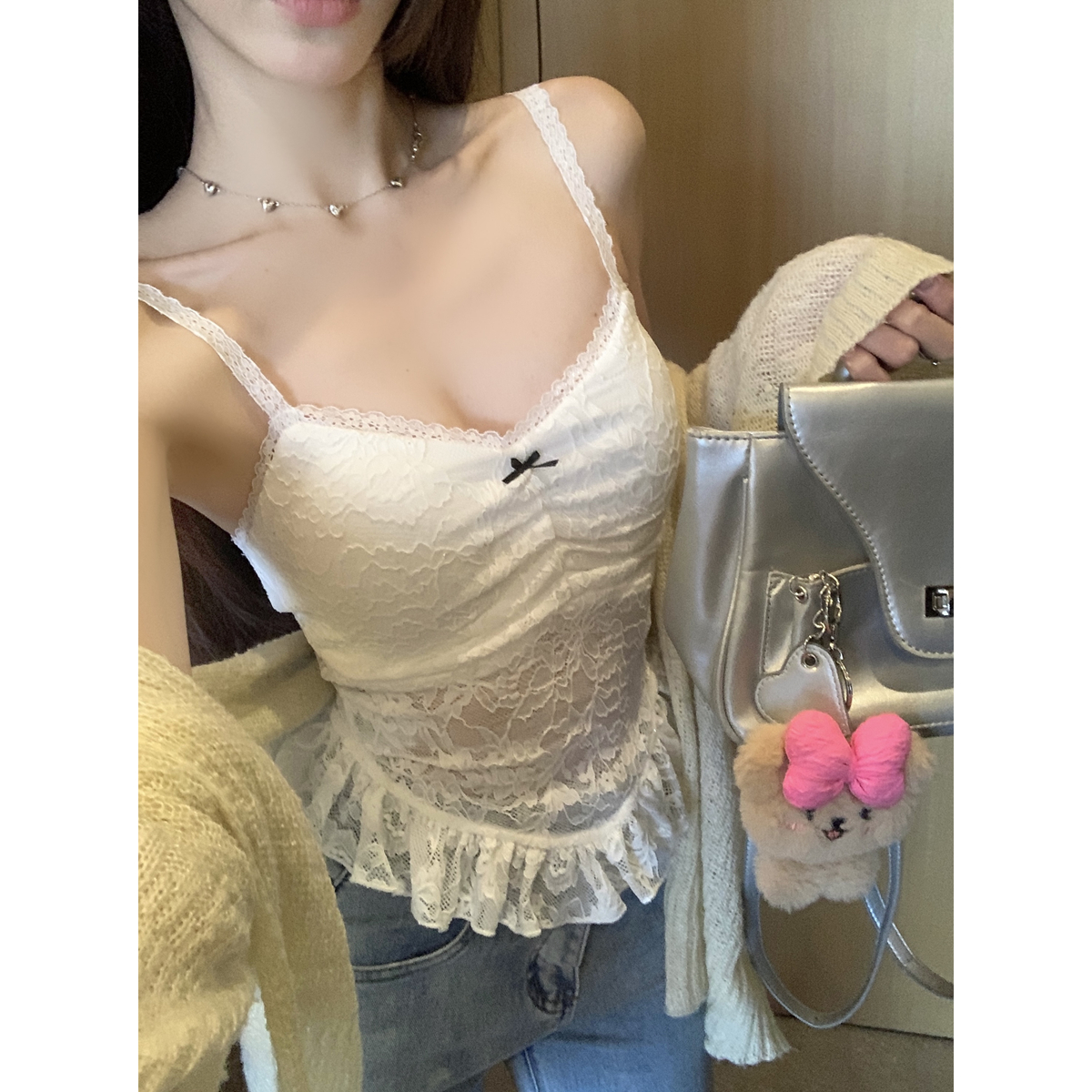Real shot of spring and summer Korean version of pure flash film sexy lace gentle lace suspender vest underwear for women
