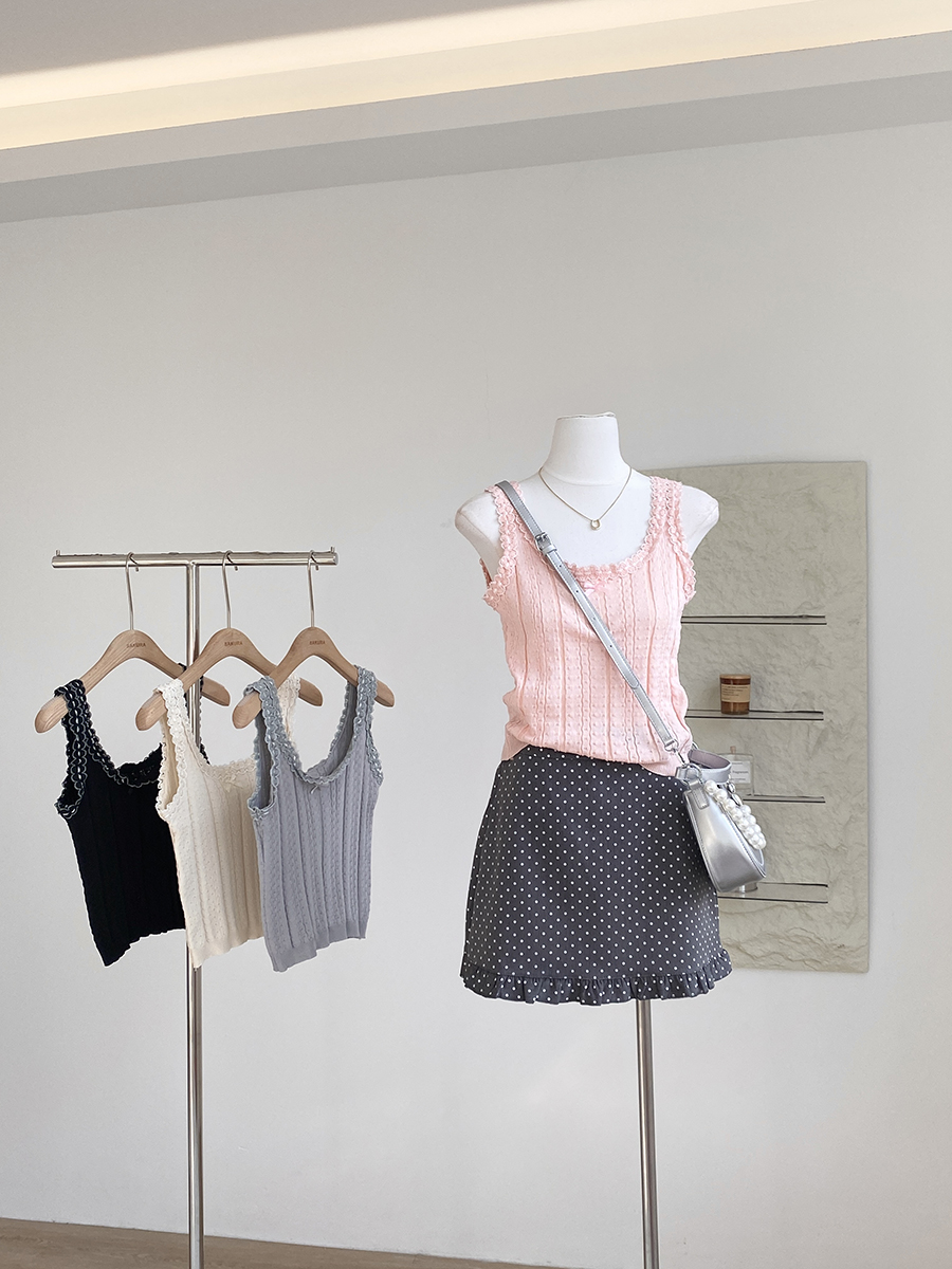 2025 summer new Korean version of sweet hot girl tight and slim outside wearing short knitted suspender vest top for women