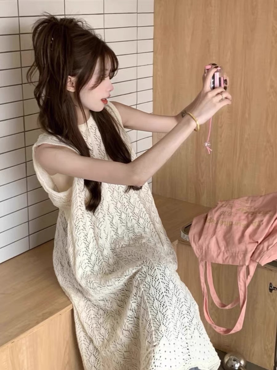 Design sense of niche layered blouse knitted vest skirt summer women's back slit long skirt dress chic skirt