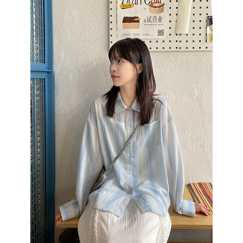 原版質量設計感蕾絲拼接鏤空襯衫女春秋小眾撞色條紋寬鬆防曬