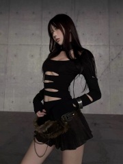 黑色純欲風辣妹長袖T恤女春秋小心機破洞大領扣打底衫高級感上衣