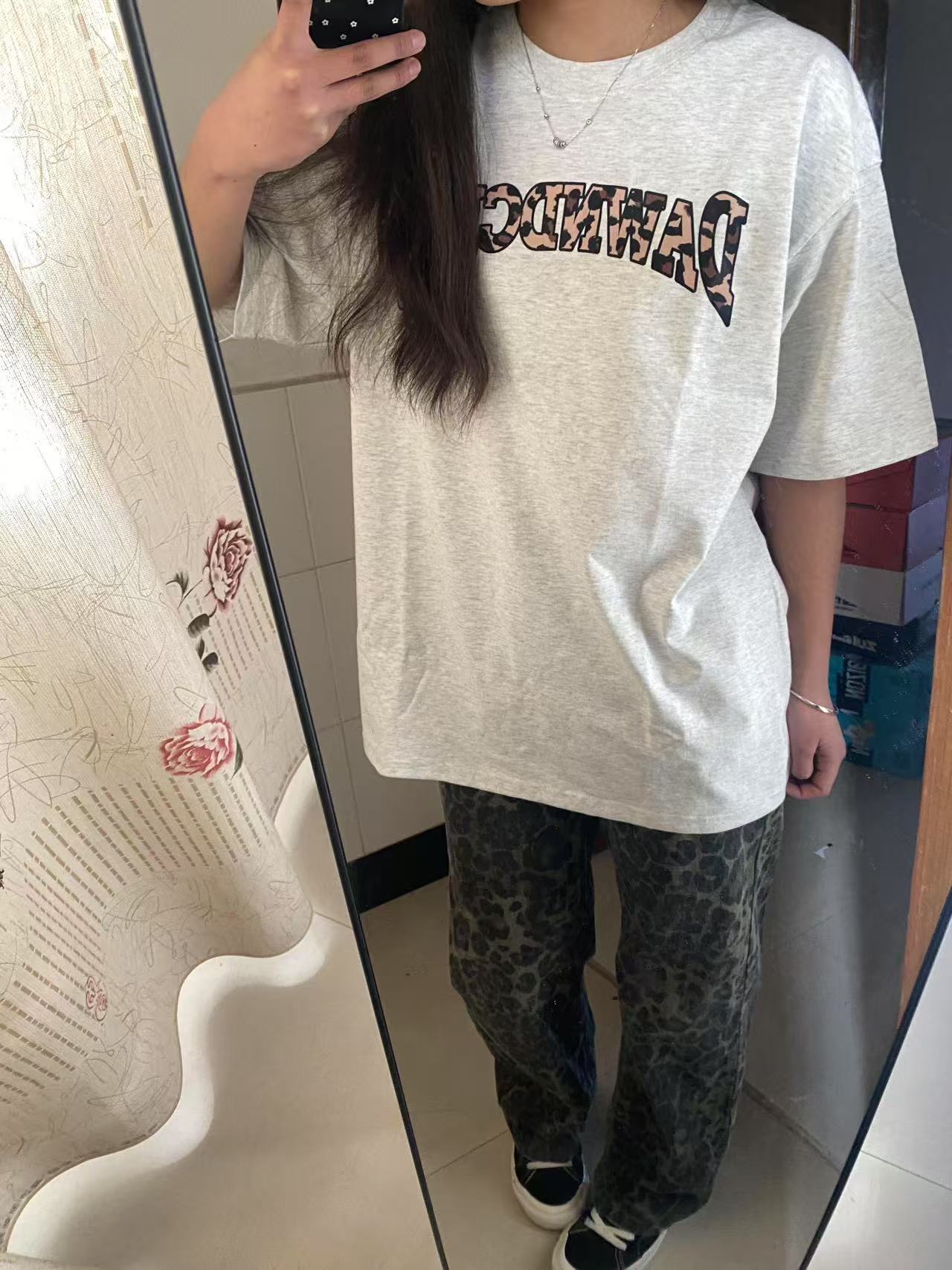 High-quality pure cotton 200g 100% cotton combed tight high-quality workmanship front and rear printing short-sleeved T-shirt for women