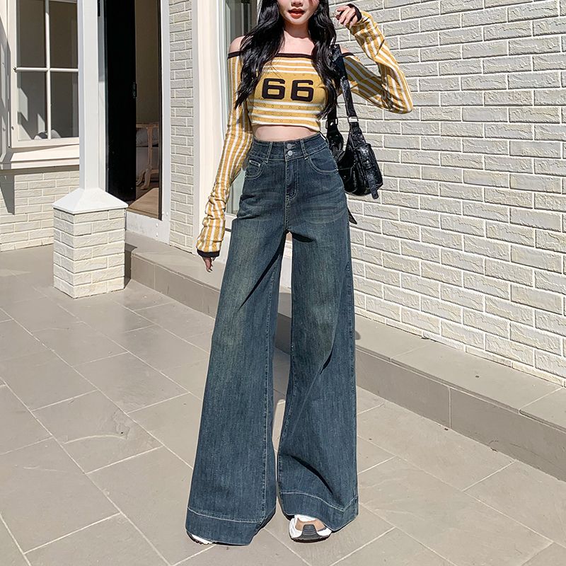 Real shot of 2025 spring fashion trend casual pants for women high waist drooping wide-leg slightly flared pants