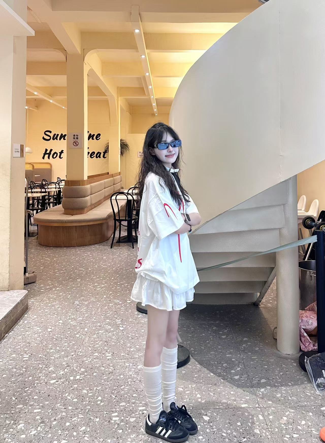 High-quality pure cotton 200g 100% cotton combed tight high-quality workmanship front and rear printing short-sleeved T-shirt for women