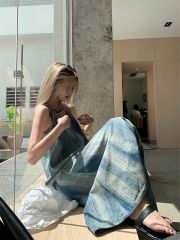 美式復古吊帶連衣裙女夏季ins暈染牛仔藍小眾寬鬆長裙