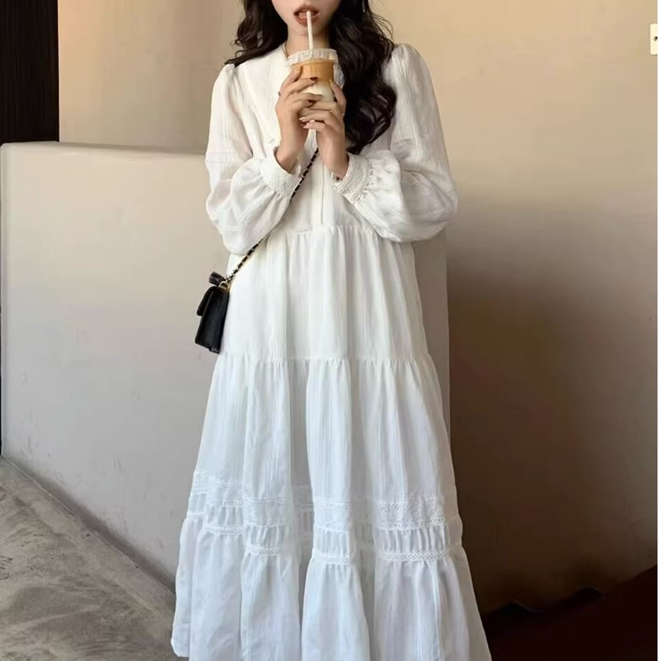 白色溫柔風娃娃領長袖連衣裙女2025春秋新款法式氣質顯瘦仙女長裙