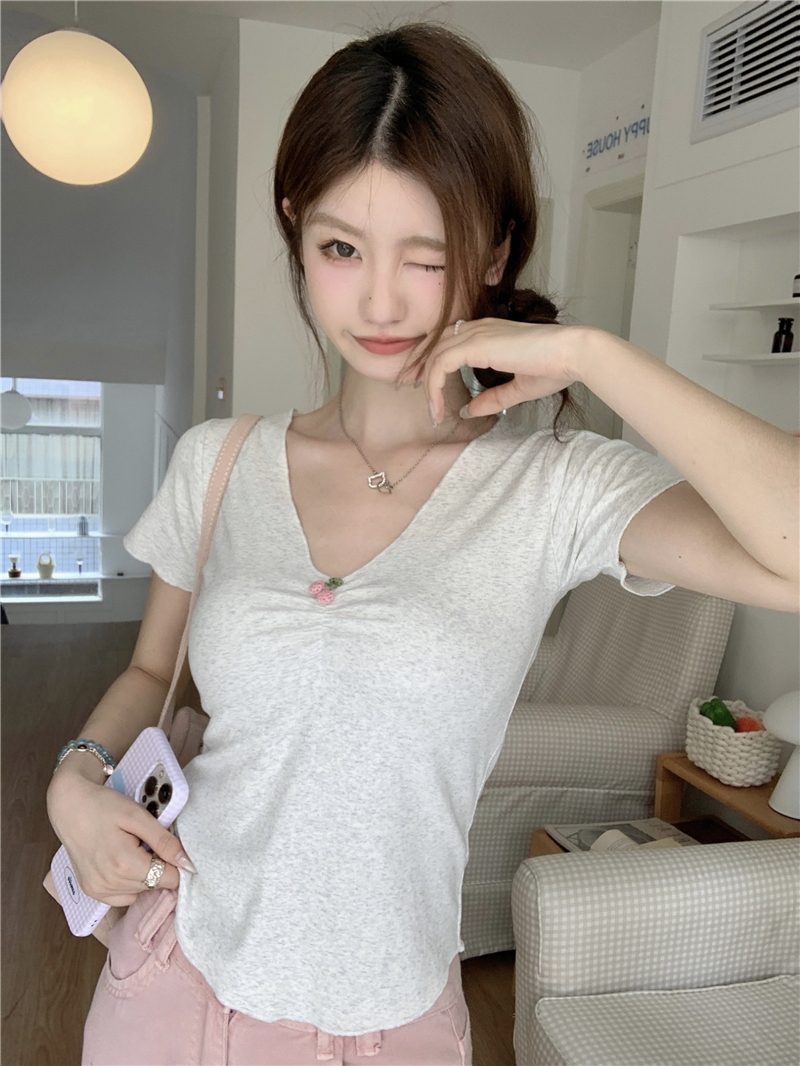 Real shot of new V-neck short top base shirt for women ruffle short sleeve T-shirt for women