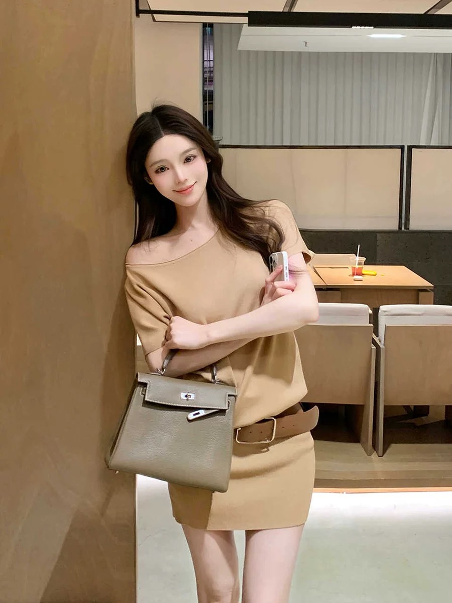 M900黑色連衣裙小黑裙2025新款夏季裙子包臀裙小個子氣質性感收腰