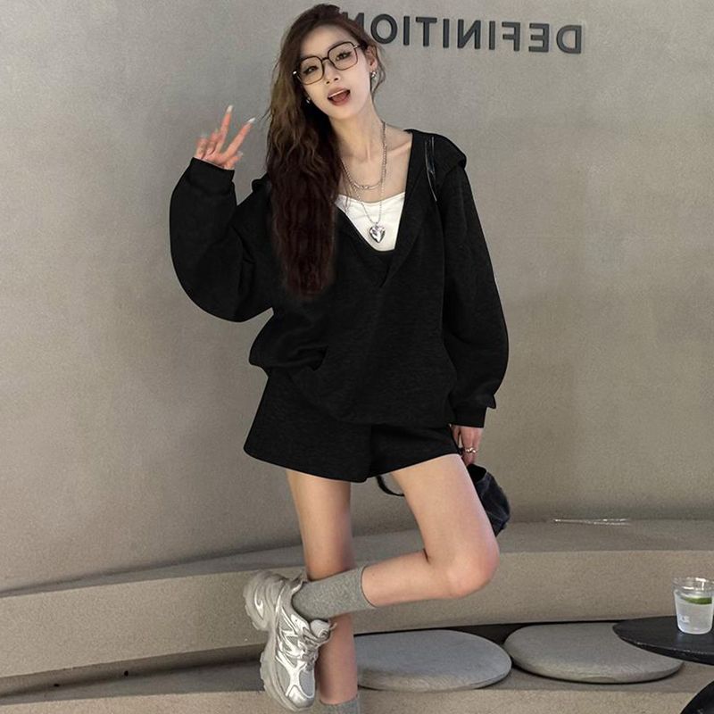 Lazy style gray long-sleeved V-neck hooded sweatshirt in spring and autumn new loose casual slim high-waist shorts set