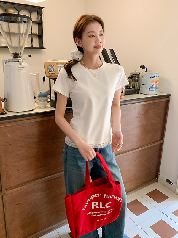 Real photo of lace spliced ​​short-sleeved T-shirt for women in summer design niche front shoulder round neck top