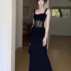 2025新款夏季黑色法式蕾絲性感魚骨拼接高級感包臀裙修身連衣裙女