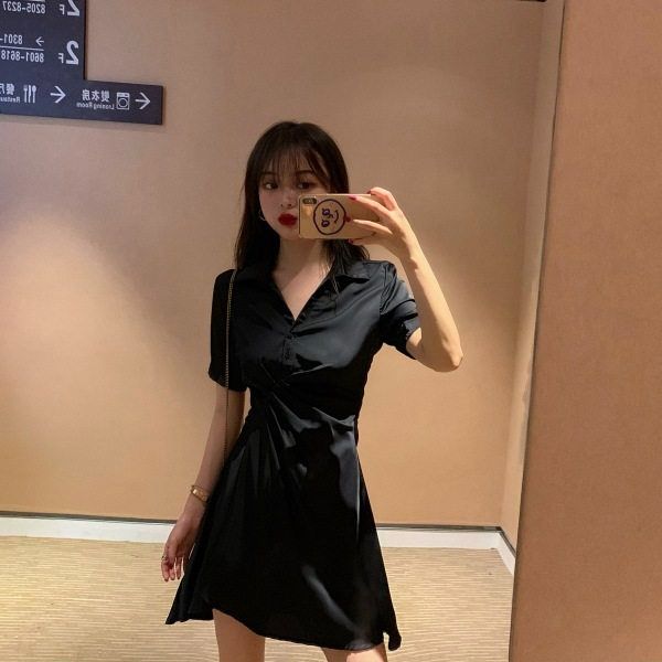 黑色打底辣妹連衣裙女性感包臀短裙春夏2025新款V領純欲短袖裙子