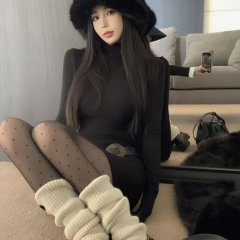 半高領黑色連衣裙女春秋純欲性感包臀小媽短裙顯身材打底內搭裙子