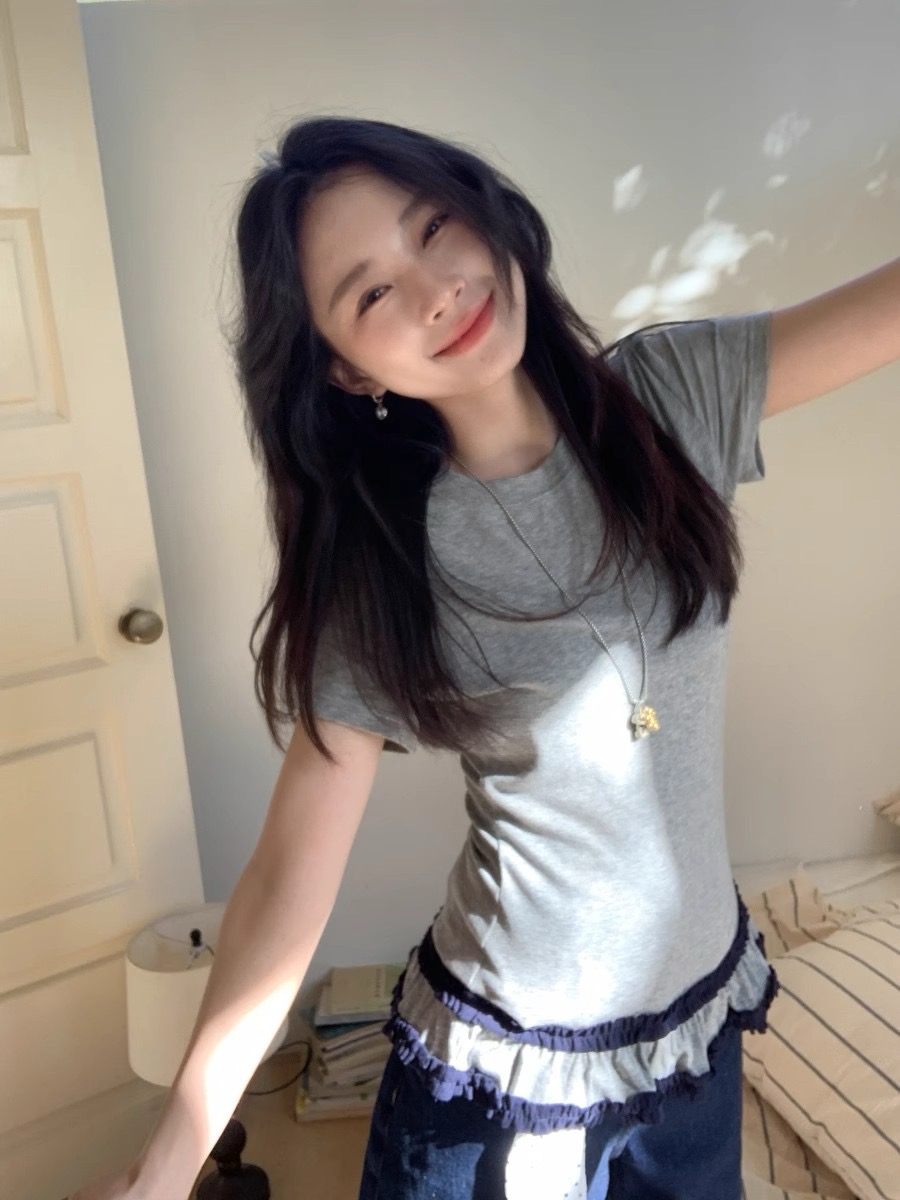 French temperament high-end lace hem short-sleeved T-shirt for women's bottom shirt slim shoulder top