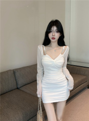 實拍~純欲辣妹網紗設計感修身洋氣小個子V領紐結收腰包臀裙