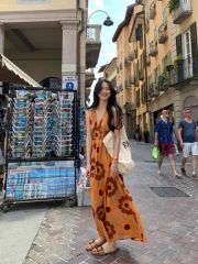 Thai Travel Outfit: Elegant Printed V-Neck Dress for Seaside Getaways, Bohemian Style Beach Skirt for Summer