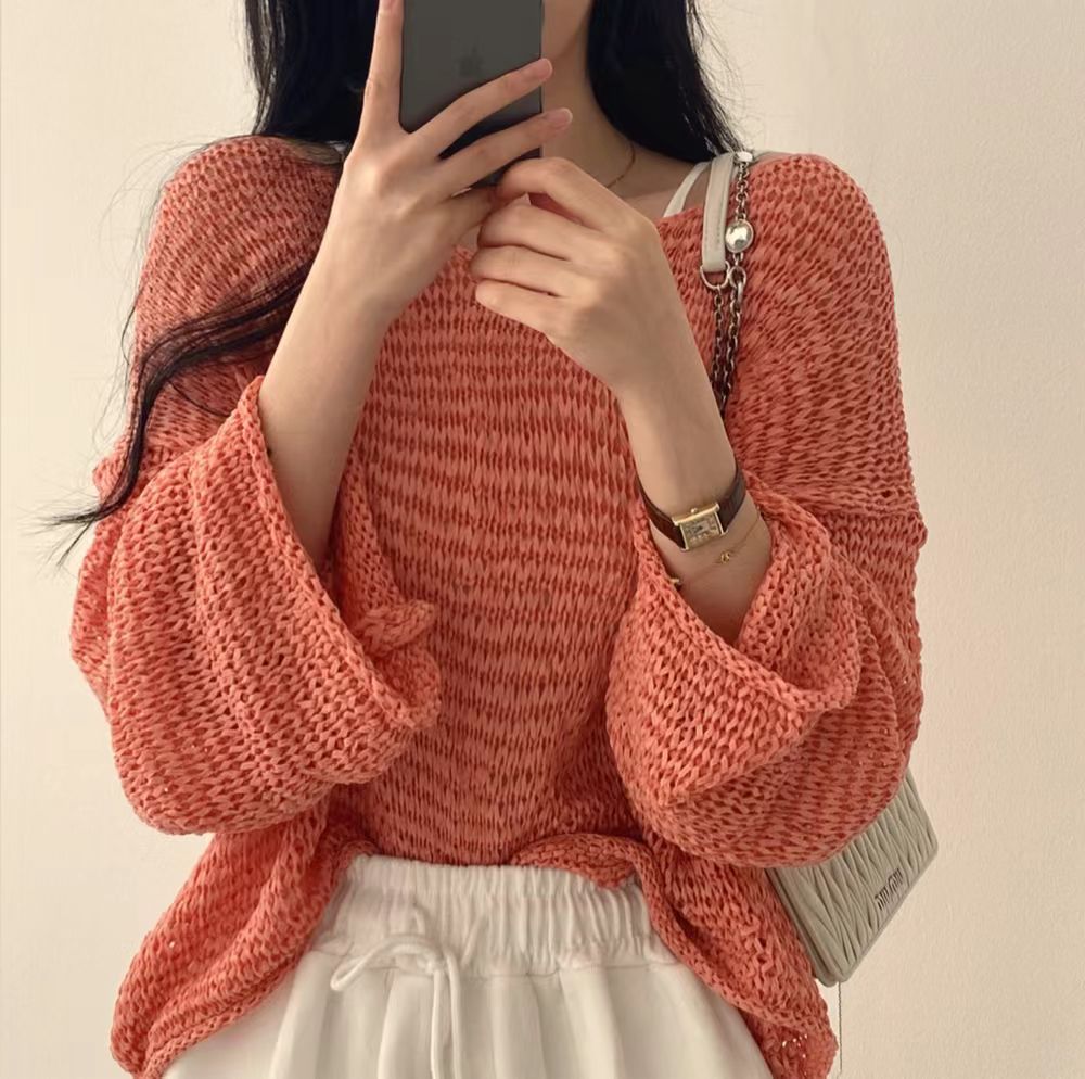 2025 loose knitted sweater for women thin hollow design with off-shoulder pure squid shirt French sweet age-reducing long sleeves