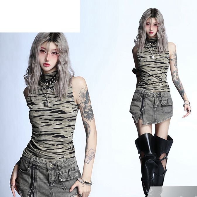 Hot girl sexy sleeveless 2025 slim retro slim fashionable jazz half turtle neck tight sports vest top trendy