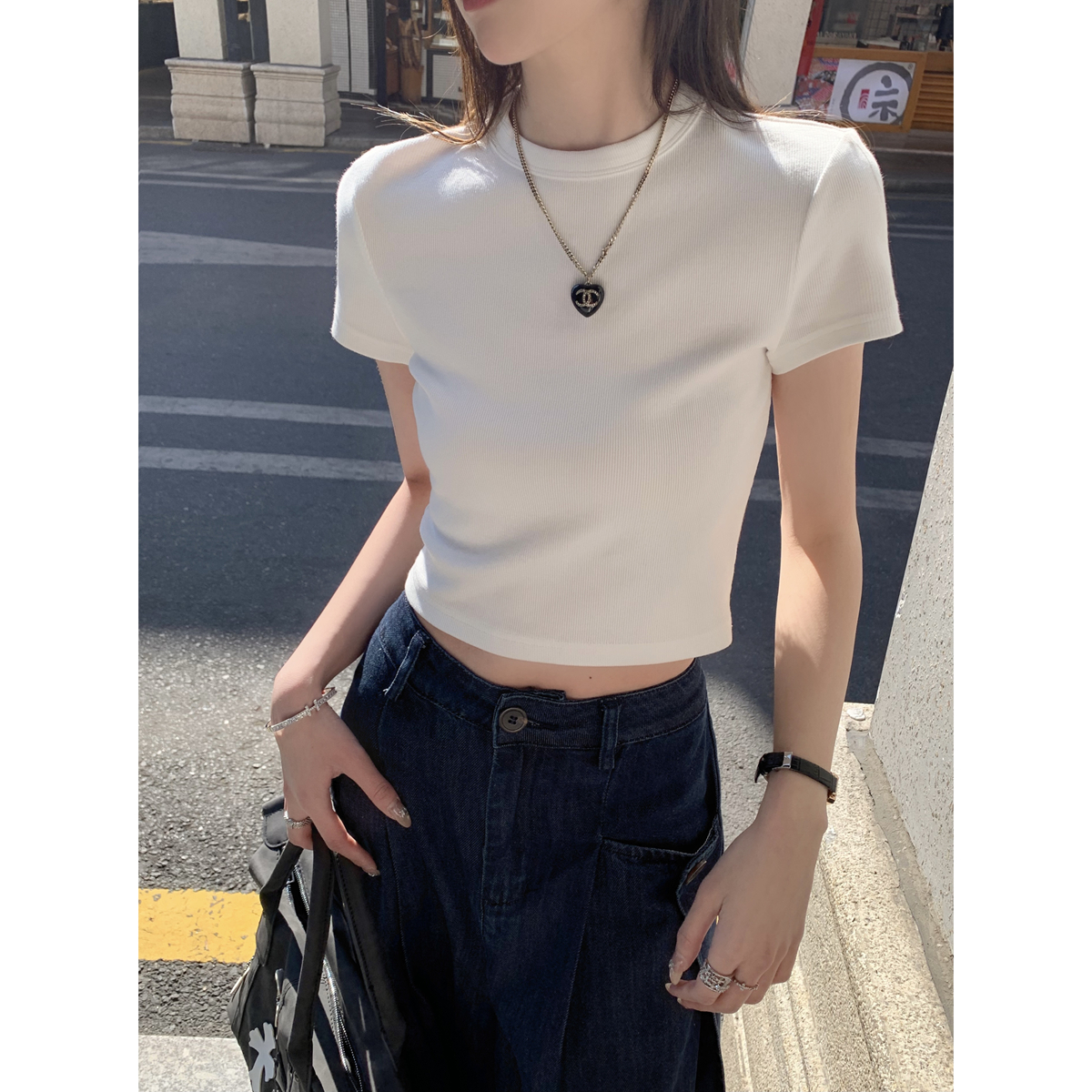 Real shot of spring and summer Korean style slim round neck short simple and versatile short sleeve T-shirt top for women