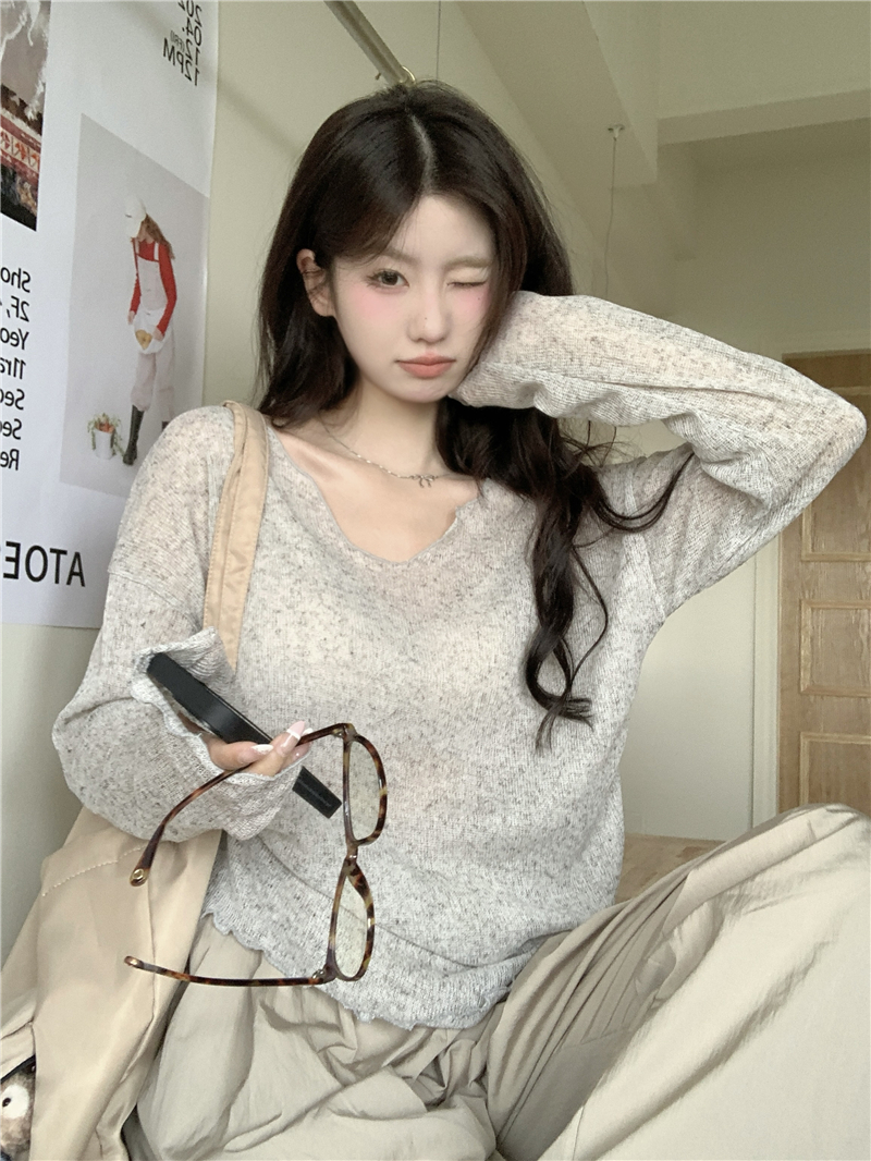 Real photo of V-neck exposing collarbone knitted long-sleeved T-shirt for women in summer thin ice silk sunscreen blouse with ears