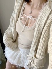 260g spliced ​​U-collar polka dot T-shirt for women's pullover winter slim base top