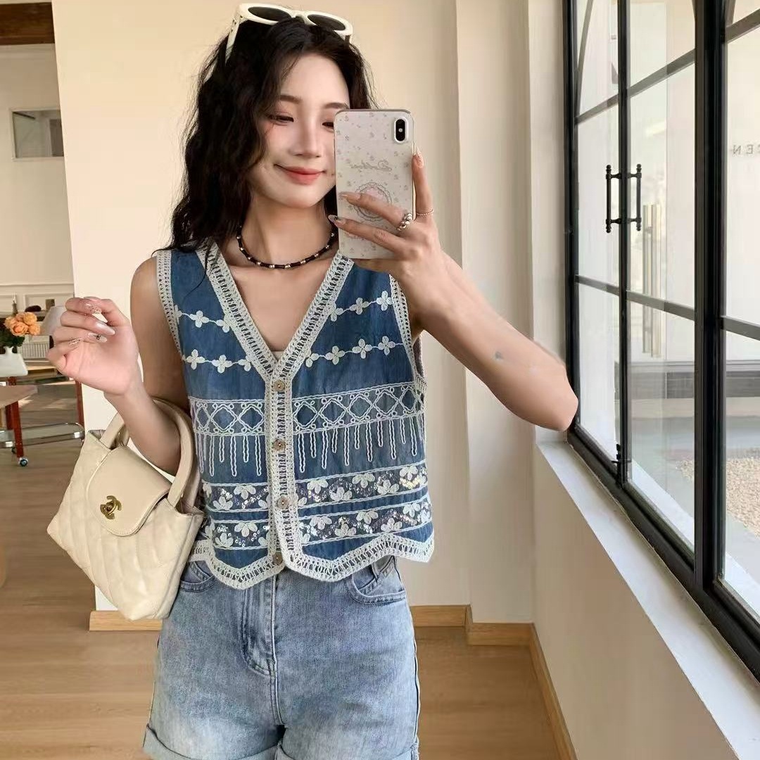 Ethnic-style V-neck Crochet-Embroidered Vest 2025 Summer Vintage Tassel Denim Waistcoat Sweet Camisole Layered Top