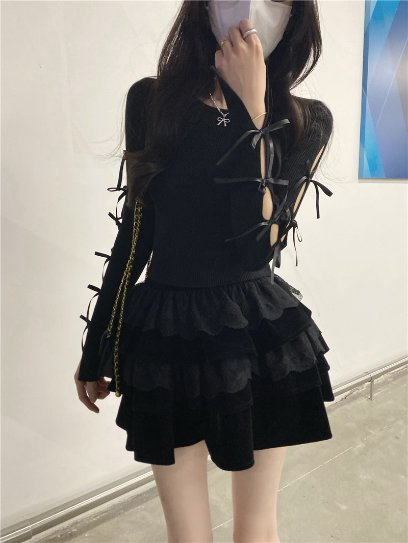 Real shot of retro bow tied short sweater for women in spring slim fit pure and hollow hot girl