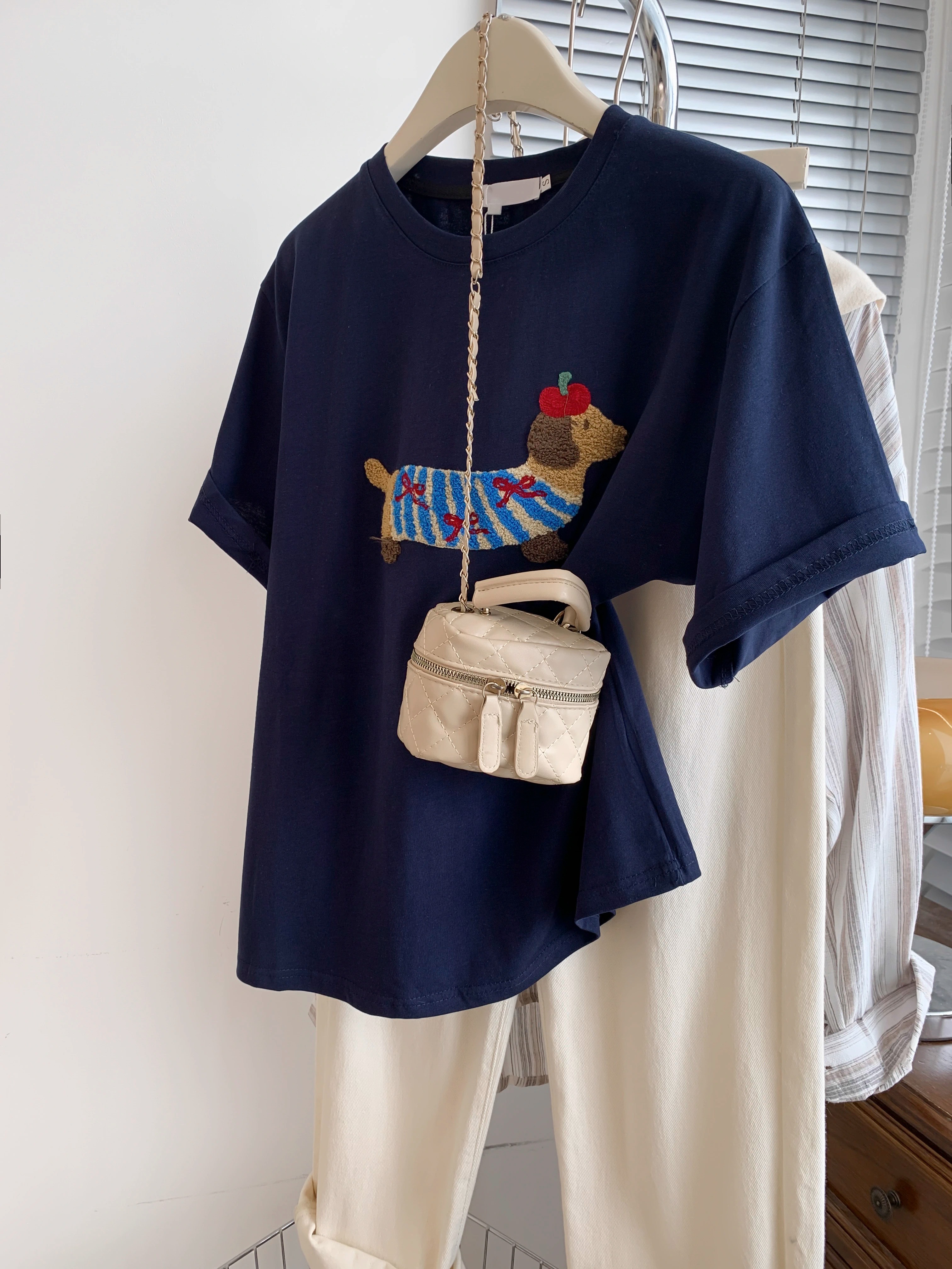 刺繡21支超爽棉210克240斤特大碼可愛小狗慵懶風短袖