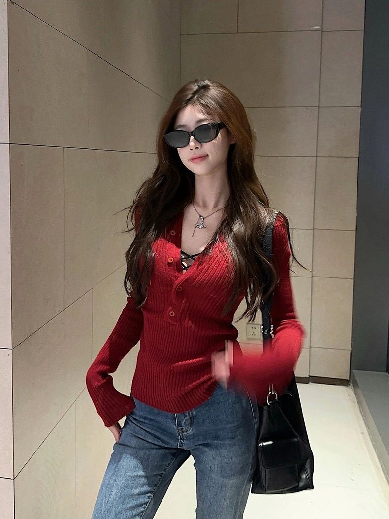 聖誕氛圍感穿搭紅色V領針織打底衫女內搭秋冬季半開扣顯瘦上衣