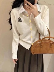新款假兩件襯衫領拼接學院風刺繡羊毛針織開衫時髦女款上衣