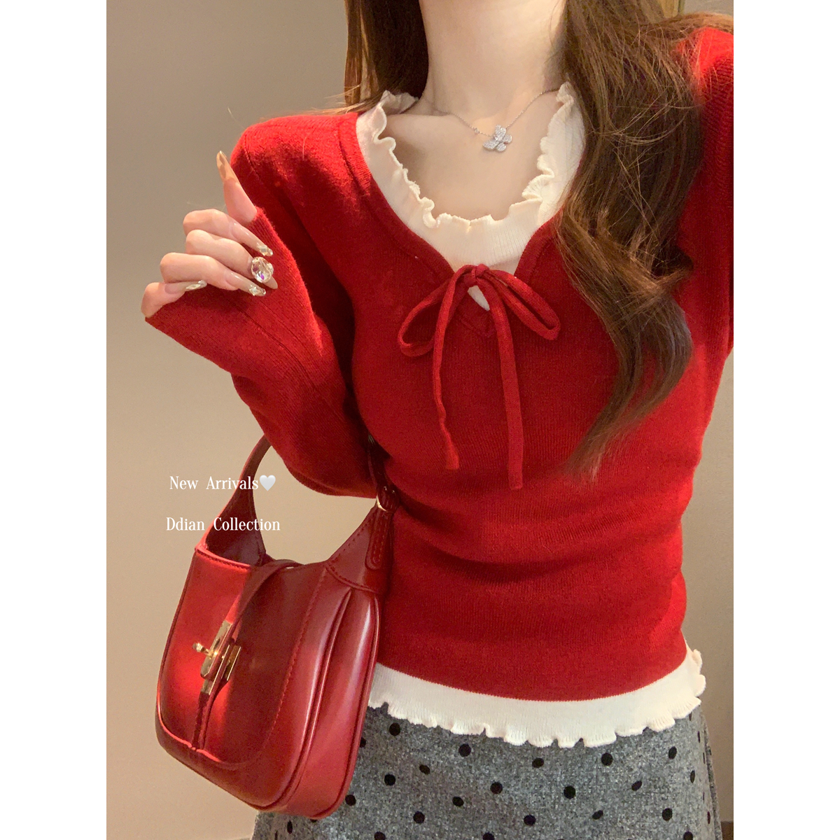 Real shot of spring Korean version contrasting color v-neck wood earrings tied sweet Andy velvet sweater long-sleeved sweater