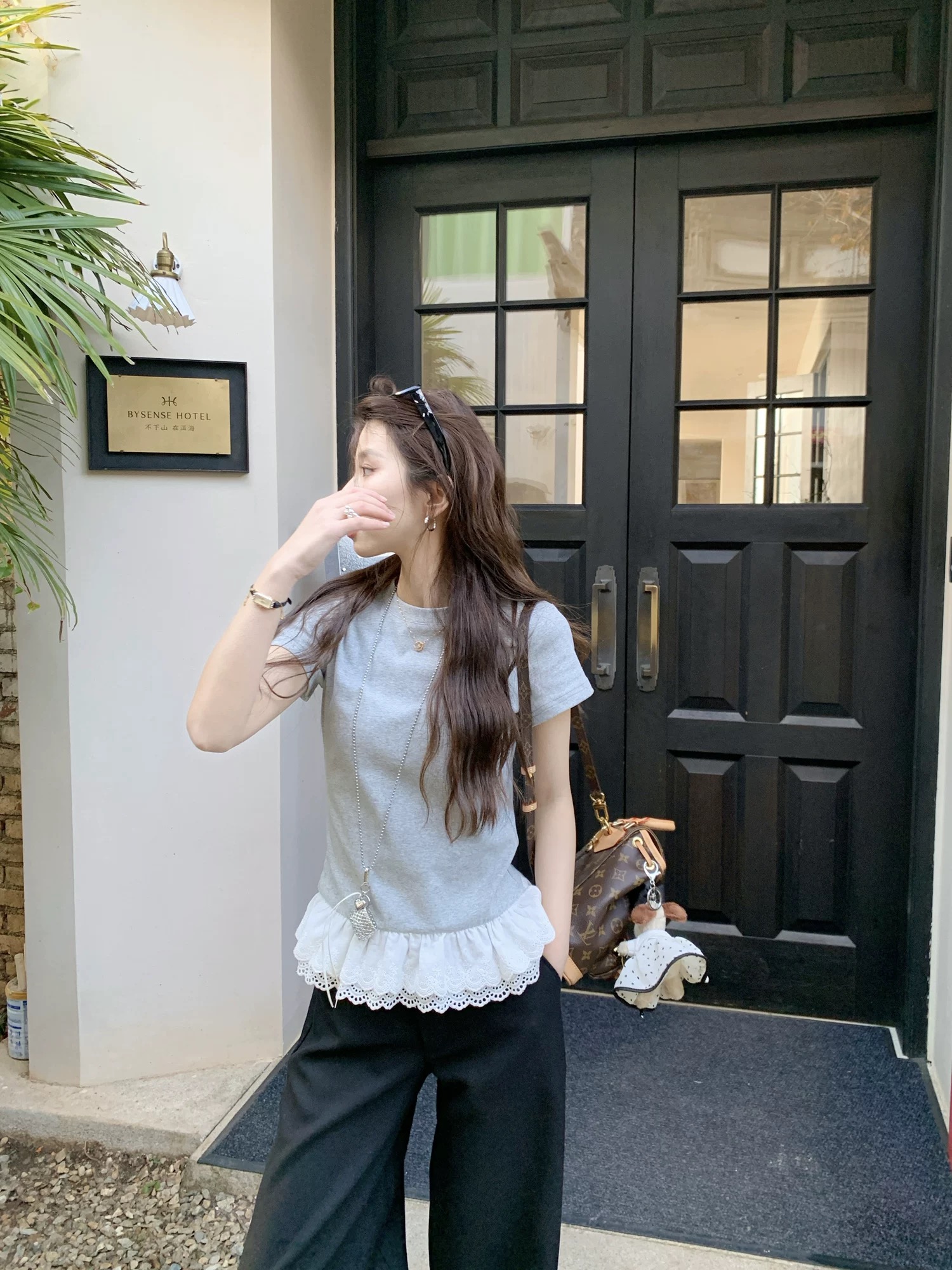 Berry 喜你而歡大龐定製 三色下擺拼接修身T恤女圓領百搭顯瘦上衣