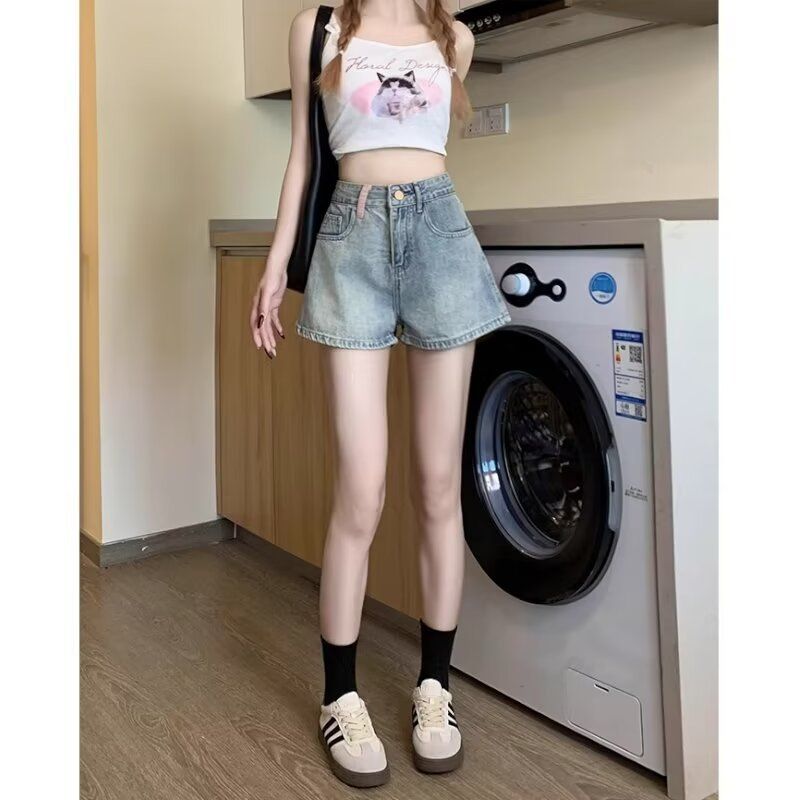 Retro hot girl high waist denim shorts for women in summer new embroidery design loose and slimming wide-leg a-line hot pants