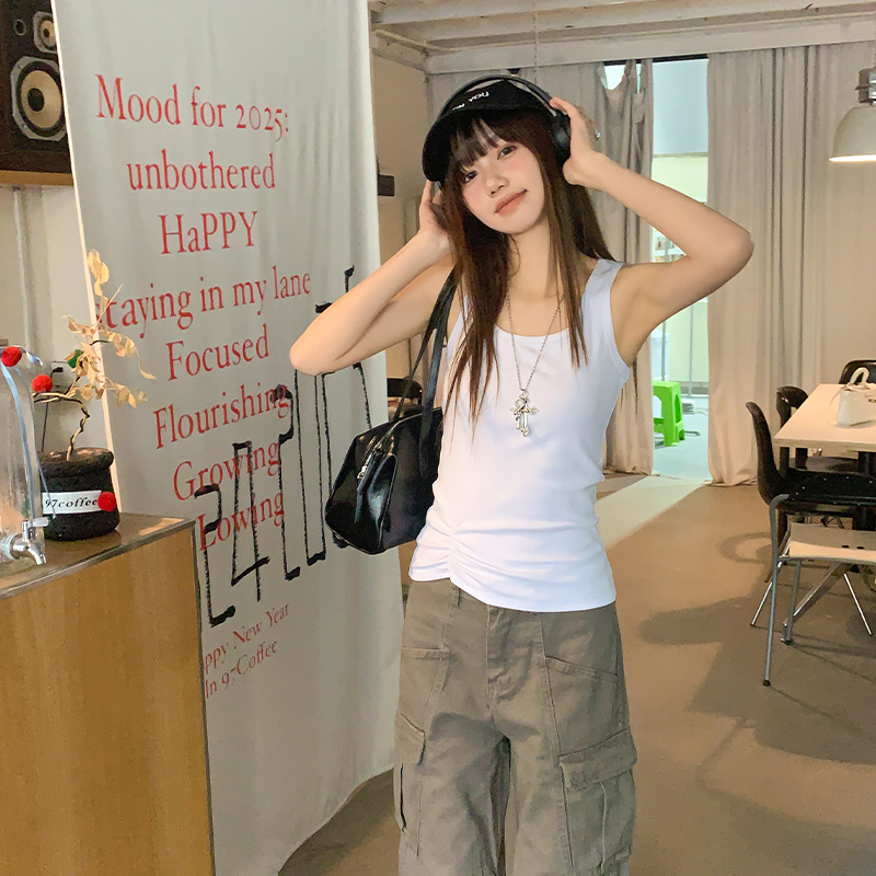 Real-life suspender vest with inner and outer wear 2025 new waist-hugging French hot girl sleeveless base shirt for women