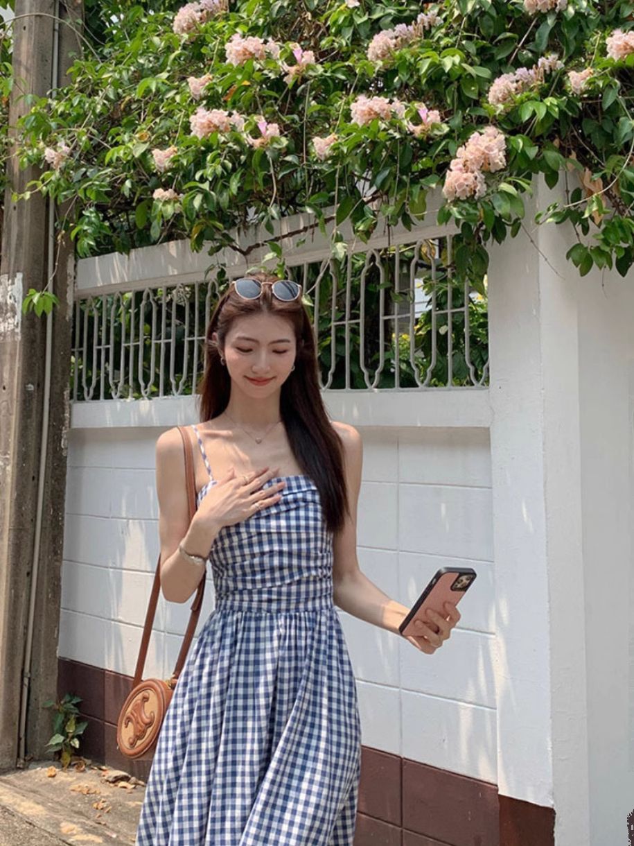 格子抹胸裙一字肩連衣裙女夏季法式氣質設計感收腰海邊度假長裙子