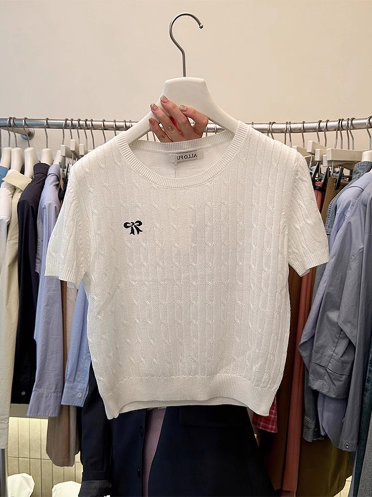 2025 spring and summer new style of twisted embroidered front shoulder short-sleeved sweater T-shirt for women Korean slim short base top