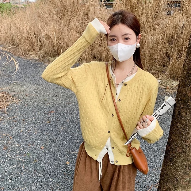 韓系甜美假兩件黃色針織開衫女冬新款設計感小眾毛衣外套