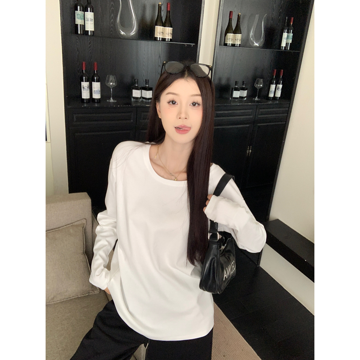 Real shot of spring Korean version loose versatile round neck simple cotton long-sleeved base shirt T-shirt top