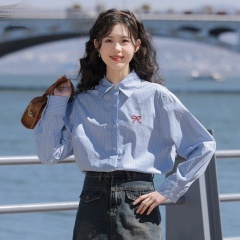 2025新款休閒 藍色條紋刺繡襯衫女春季學院風通勤襯衣