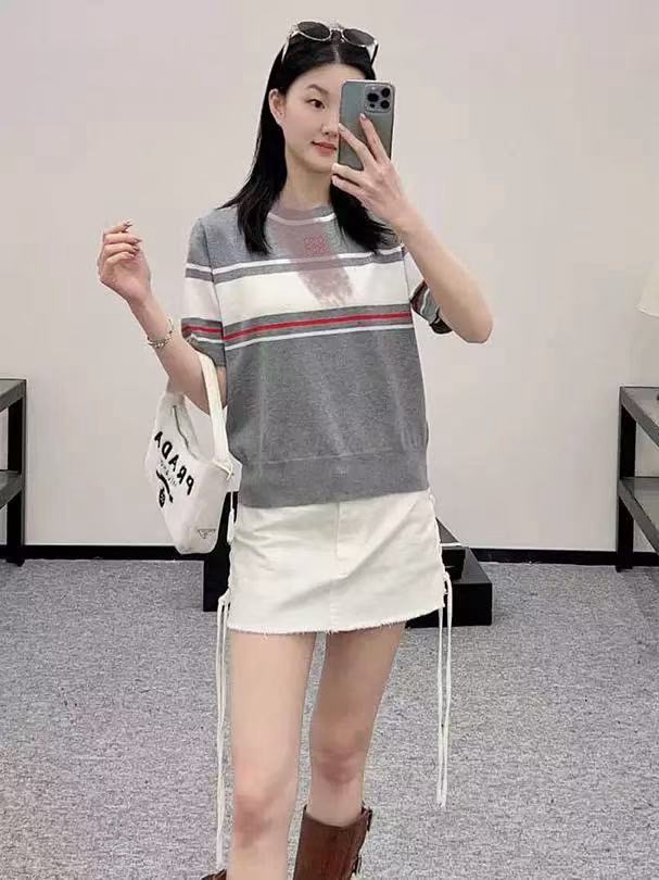 2025早春新款logo刺繡撞色寬鬆顯瘦百搭休閒圓領長袖女款針織上衣