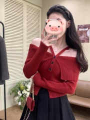 Red One-Shoulder V-Neck Sweater Women's Autumn and Winter Korean Style Slimming Elegance Off-the-Shoulder Short Knitted Top 