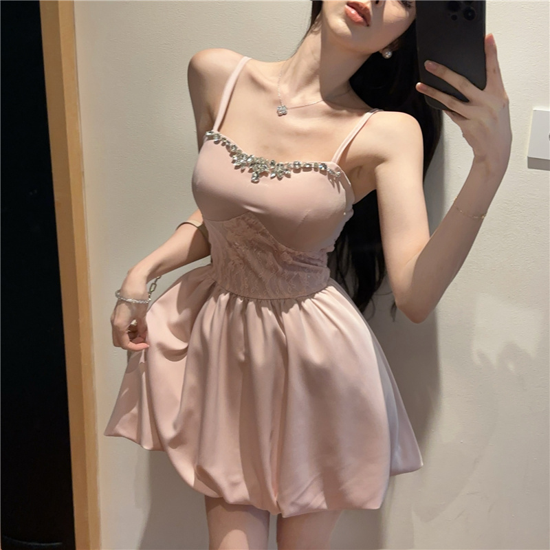 實拍~純欲千金名媛重工釘鑽吊帶連衣裙女收腰公主花苞短裙女
